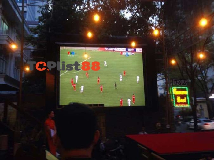 quán nhậu xem bóng đá