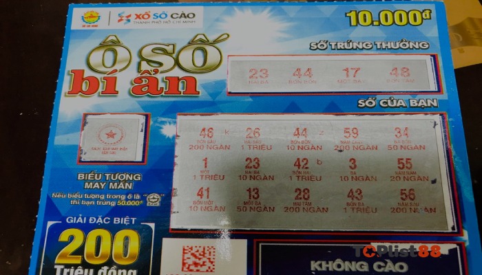 vé số cào trúng 300 triệu